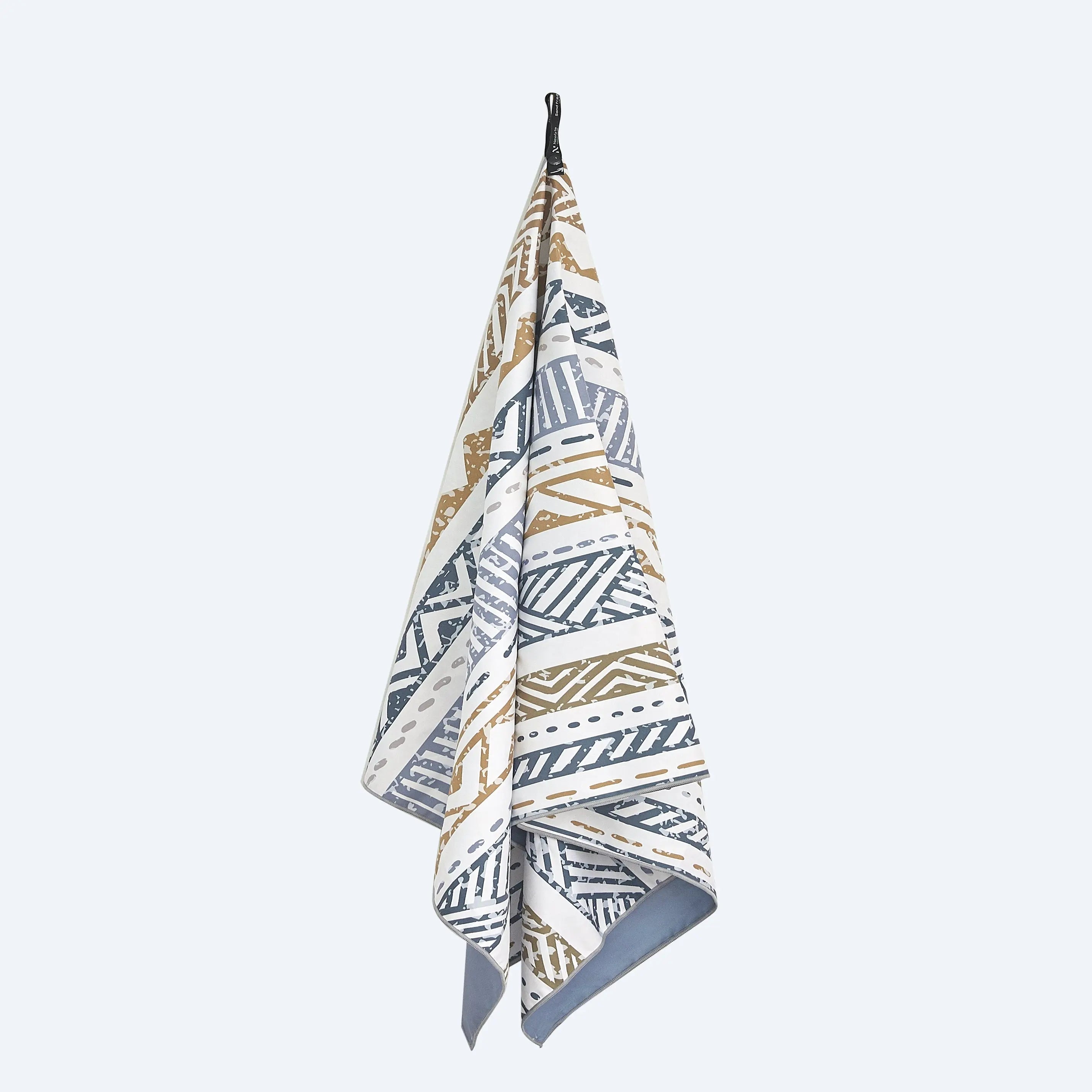 Bruny Beach Towel & Pouch Newlyfe