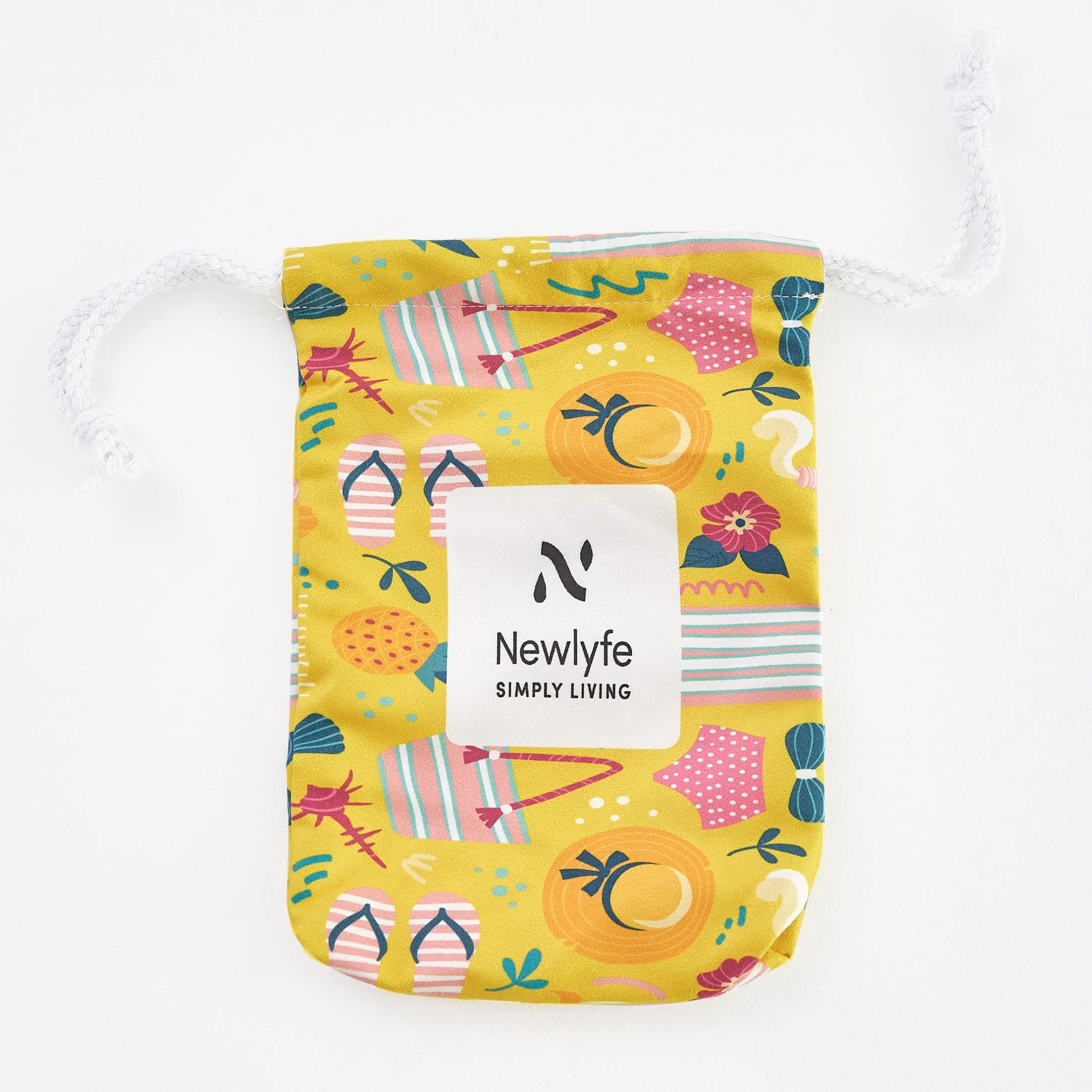 City Beach Towel & Pouch Newlyfe
