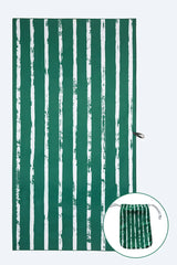 Bundle - Turquoise Bay Large Beach Towel & Pouch Newlyfe