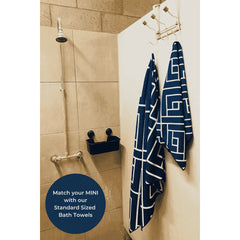 QUICK DRY AND COMPACT BATH TOWEL FOR TRAVEL