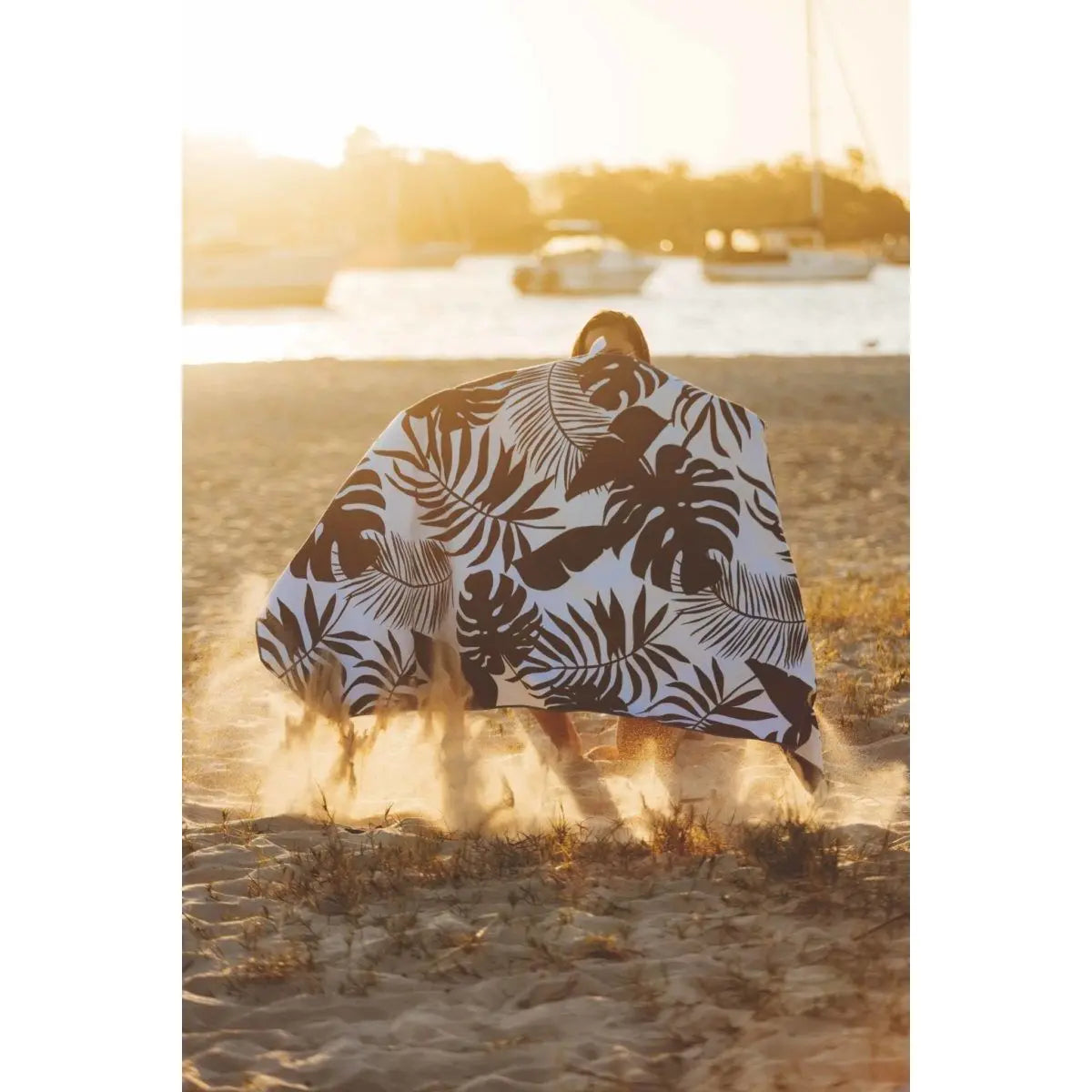 NEWLYFE SAND FREE MICROFIBER BEACH TOWEL